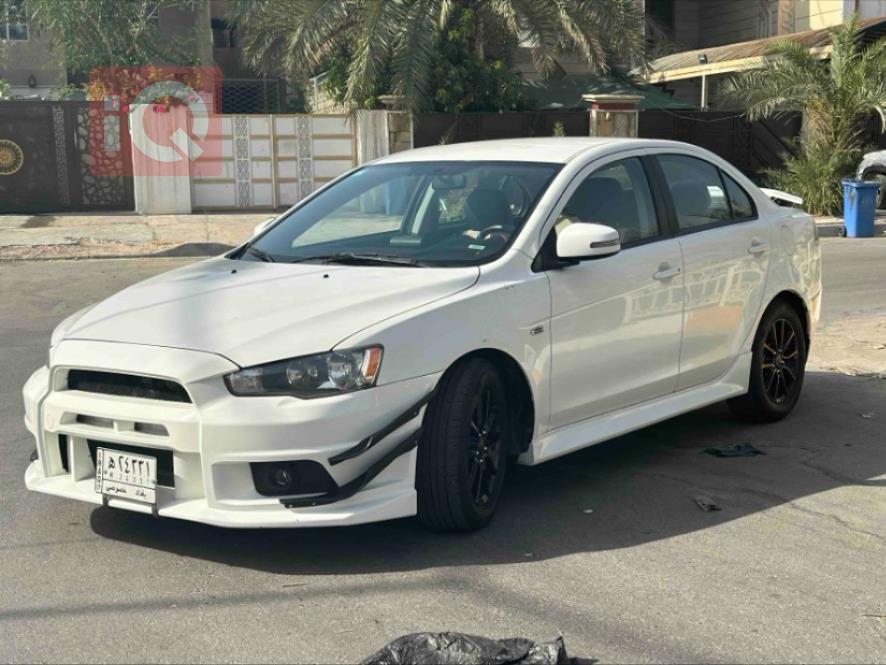 Mitsubishi Lancer EX